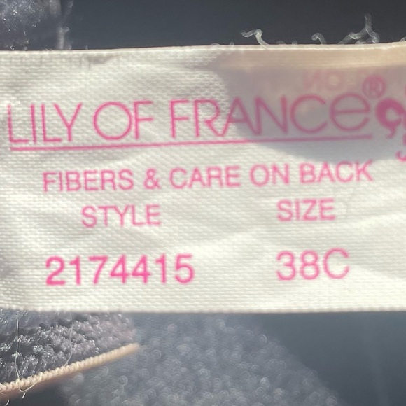 Lily of France Bra with removable straps, 38C - Picture 3 of 4